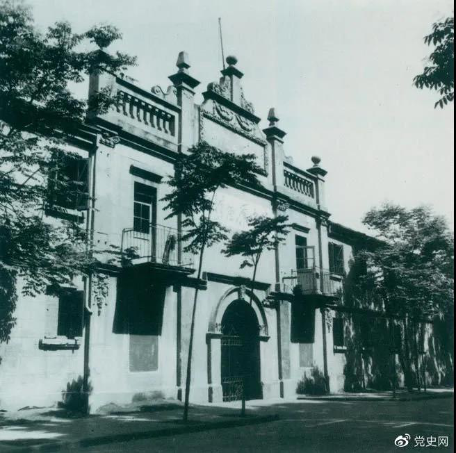 1927年4月27日，中國共產(chǎn)黨第五次全國代表大會在武漢召開。圖為大會舉行開幕式的地方。
