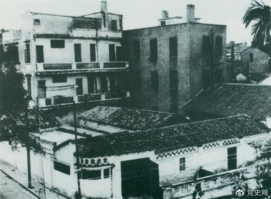 　　1923年6月12日至20日，中國(guó)共產(chǎn)黨在廣州東山恤孤院路后街31號(hào)（今恤孤院路3號(hào)）召開(kāi)第三次全國(guó)代表大會(huì)，圖為大會(huì)舊址。